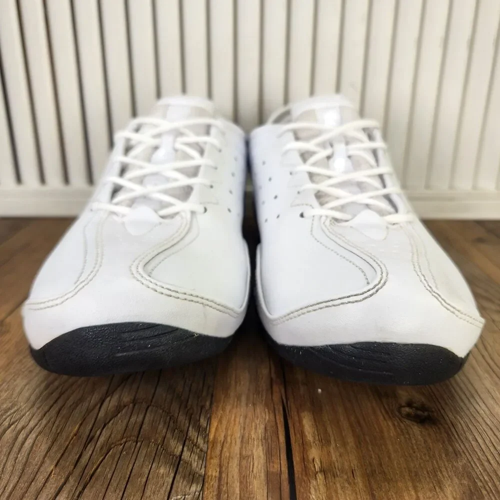 Nike Air Classic Shoes Mens Sz 9.5 White Black Sleek Leather Sneakers 354048-101